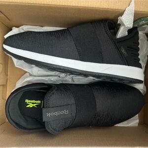 Brand new in box Reebok women’s Ever Road DMX Slip black size 8